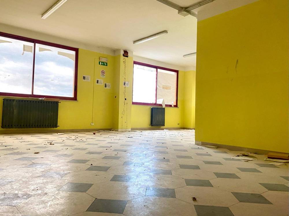 ufficio in vendita a Lucera