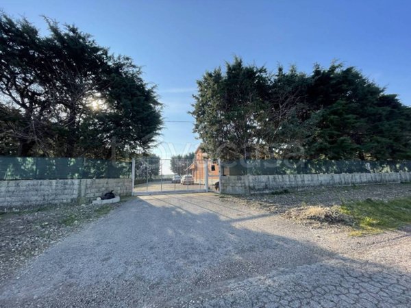 casa indipendente in vendita a Lucera