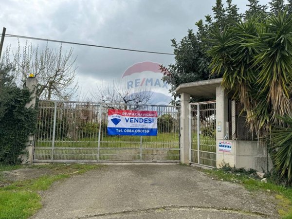casa indipendente in vendita a Lucera