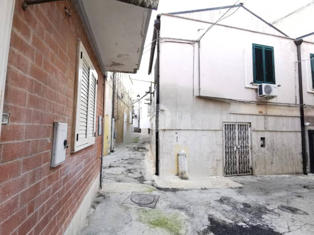 casa semindipendente in vendita a Lucera