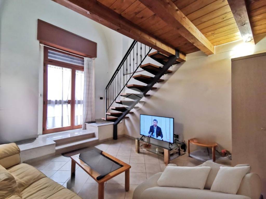 casa indipendente in vendita a Lucera