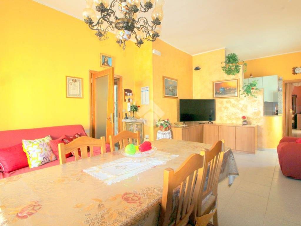 casa indipendente in vendita a Lucera