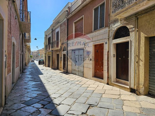 casa indipendente in vendita a Lucera