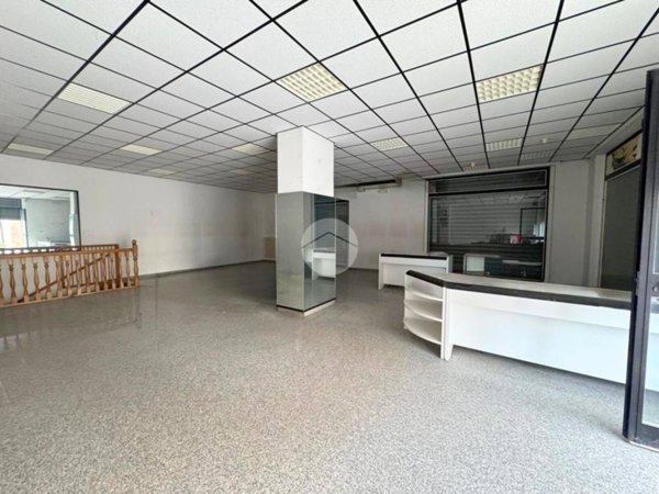 negozio in vendita a Lucera
