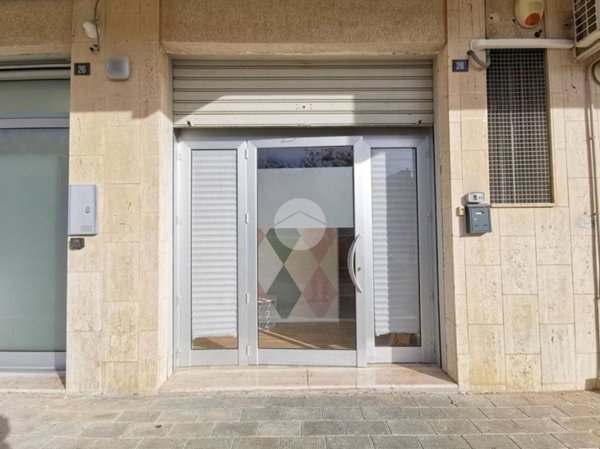 negozio in vendita a Lucera