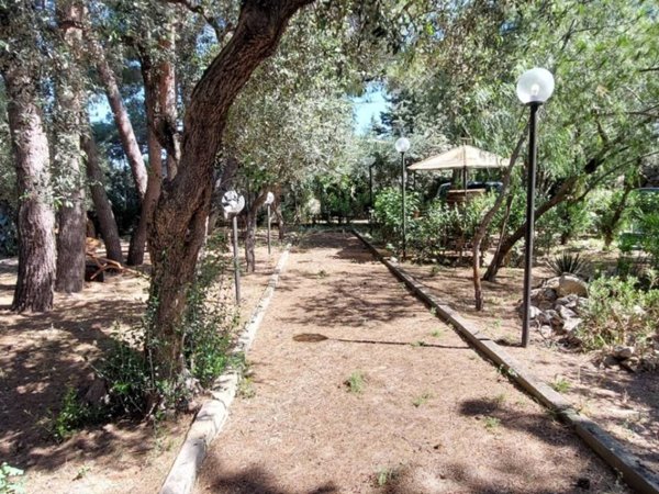 casa indipendente in vendita a Lucera