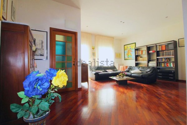 casa semindipendente in vendita a Lucera