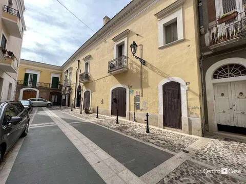 appartamento in vendita a Lucera