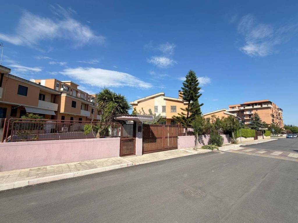 casa indipendente in vendita a Lucera