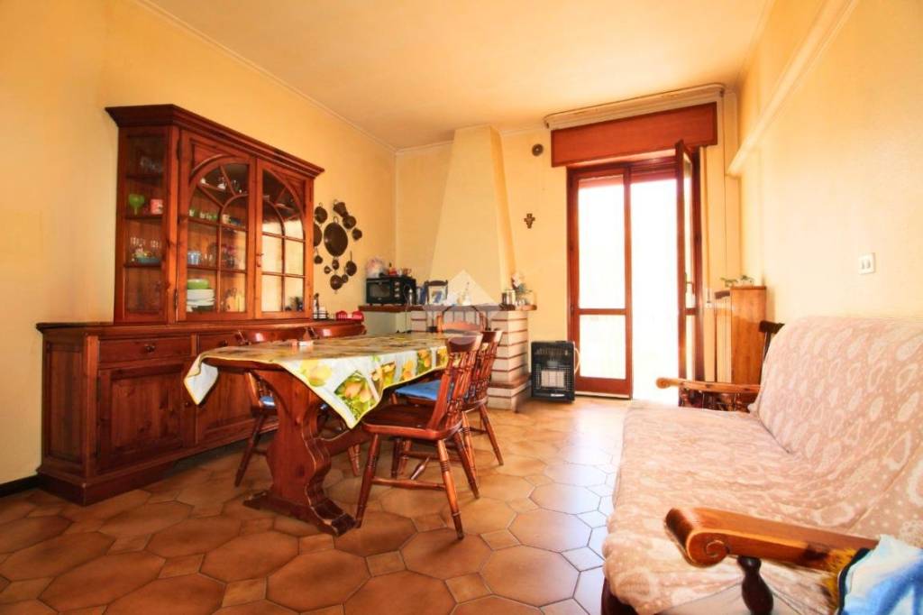 casa indipendente in vendita a Lucera