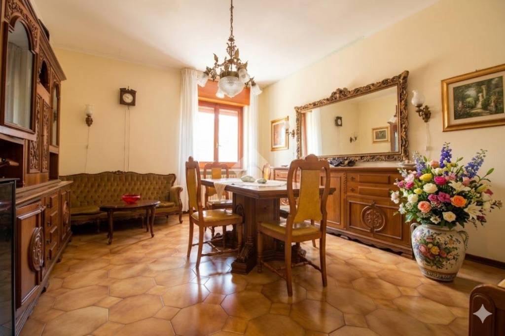 casa indipendente in vendita a Lucera