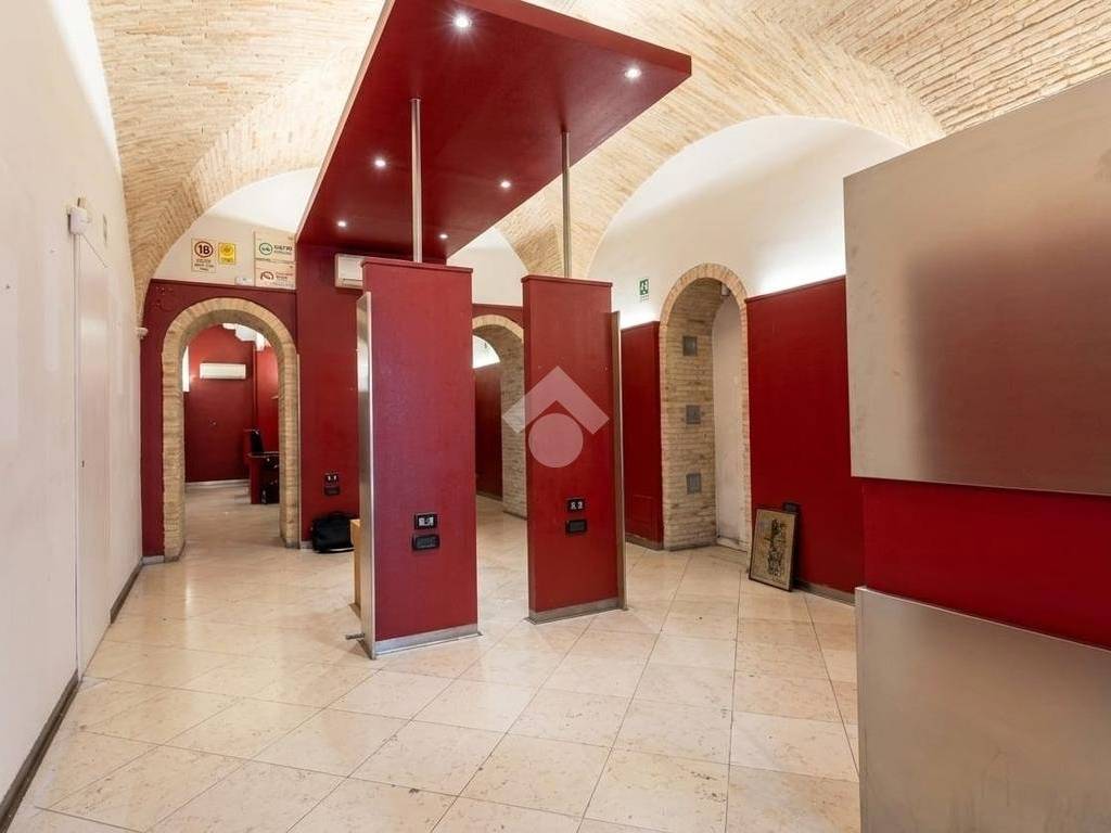 negozio in vendita a Lucera