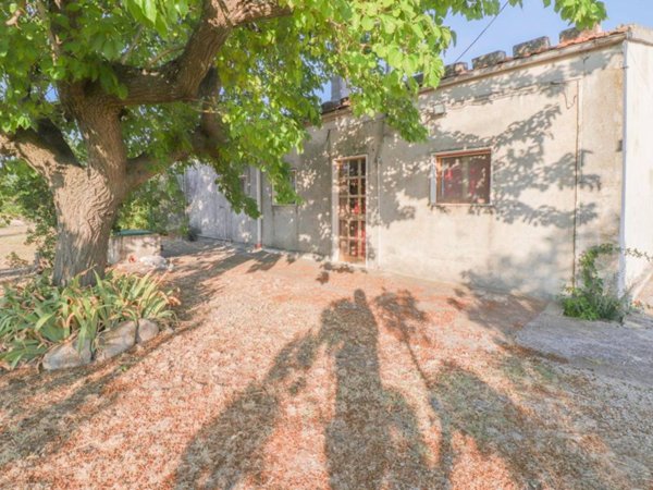 casa indipendente in vendita a Lucera in zona San Giusto