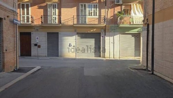box auto in vendita a Lucera