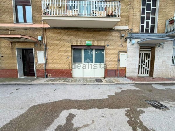 box auto in vendita a Lucera