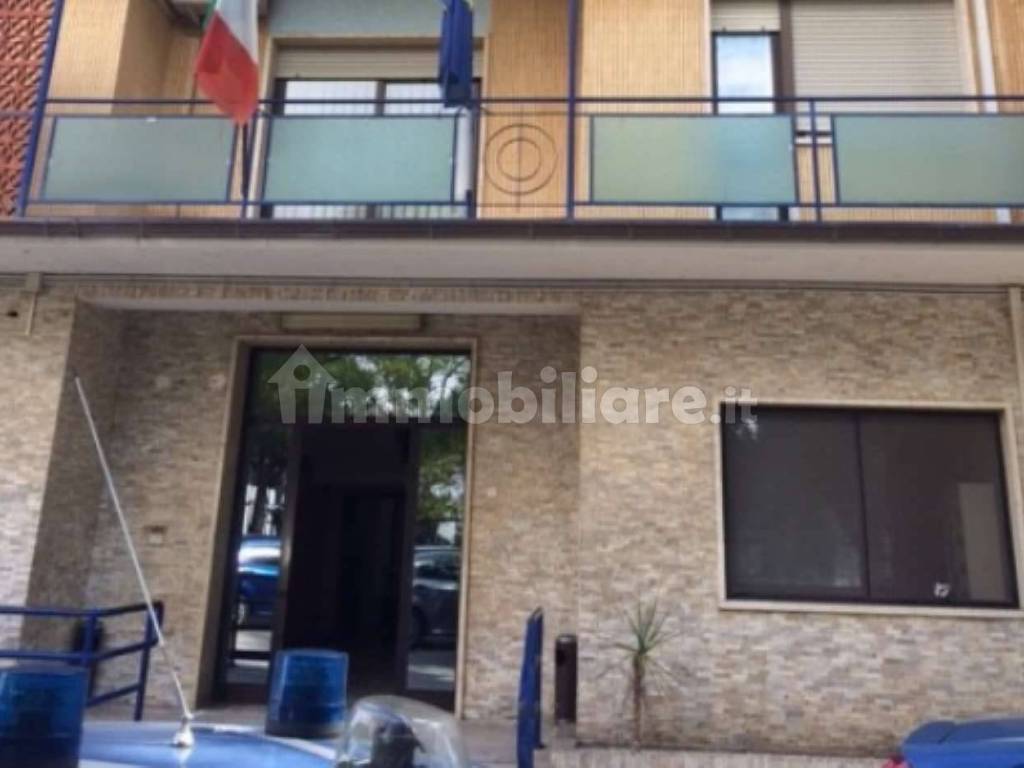 intera palazzina in vendita a Manfredonia