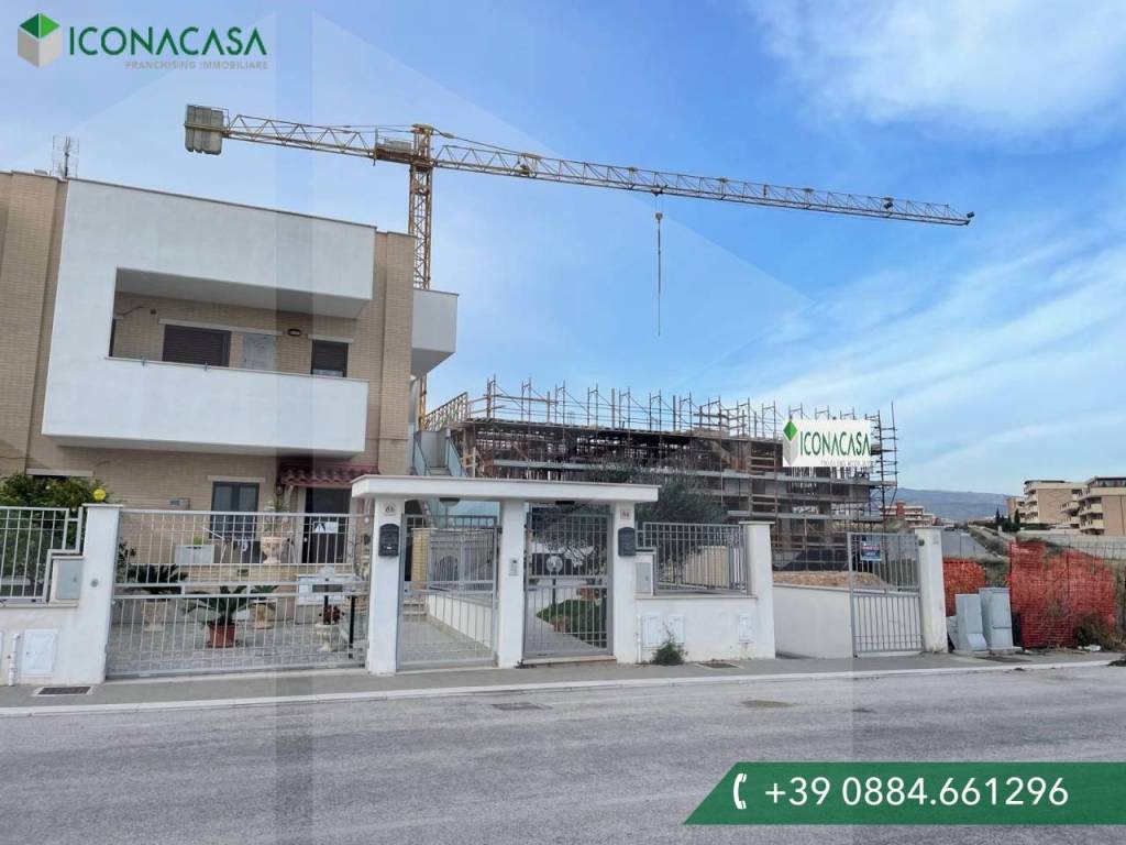locale commerciale in vendita a Manfredonia