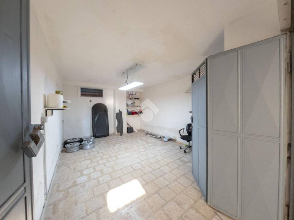 negozio in vendita a Manfredonia