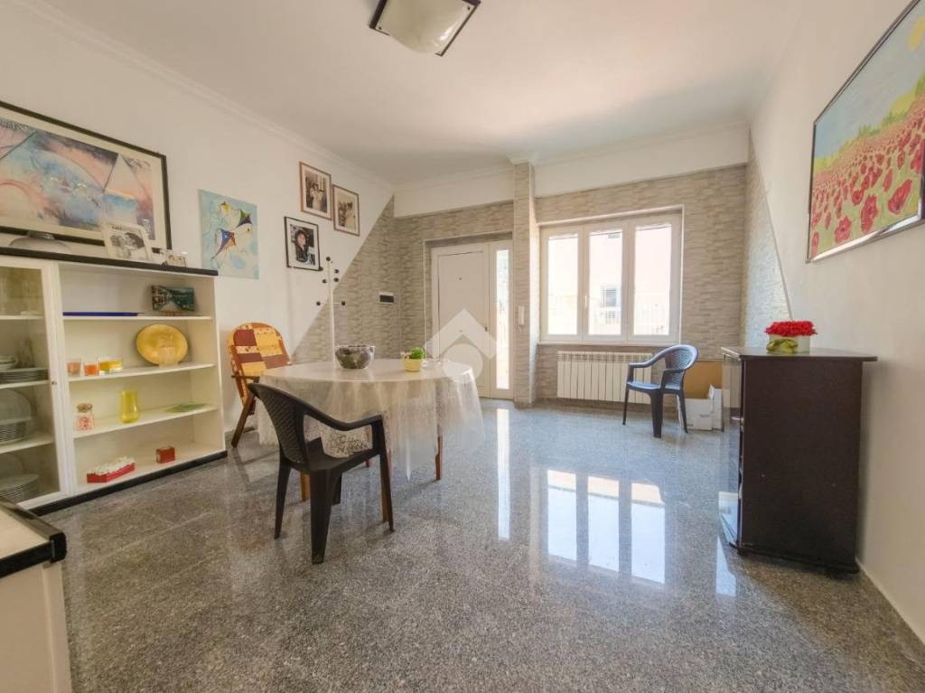 casa indipendente in vendita a Manfredonia in zona Centro Storico