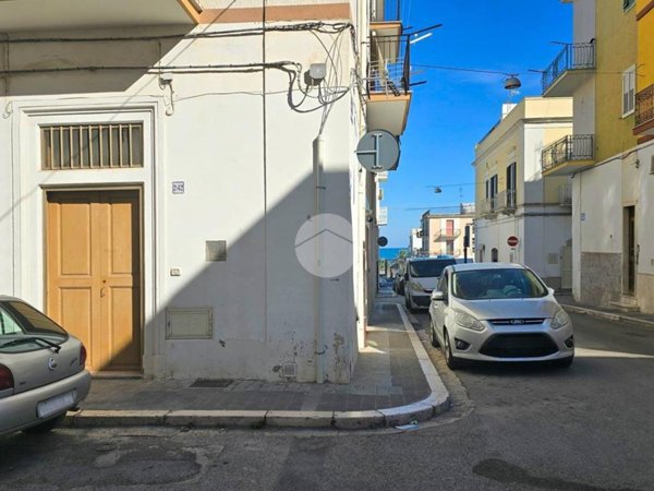 appartamento in vendita a Manfredonia in zona Centro Storico