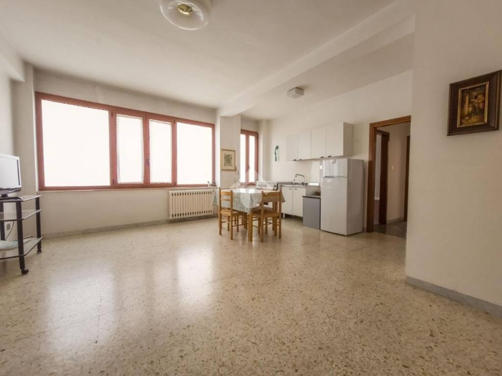appartamento in vendita a Manfredonia in zona Centro Storico