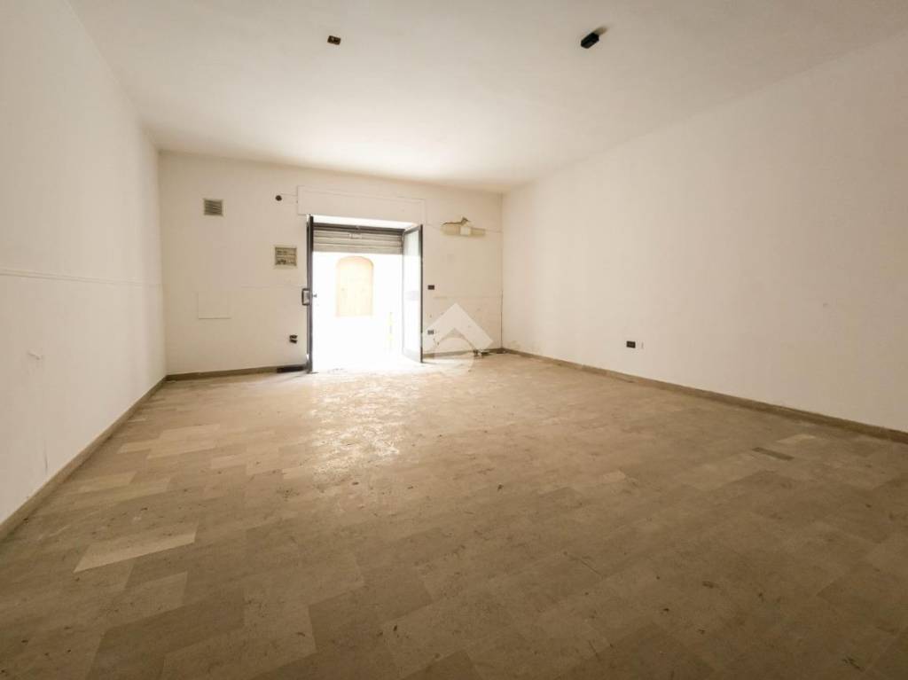 appartamento in vendita a Manfredonia in zona Centro Storico