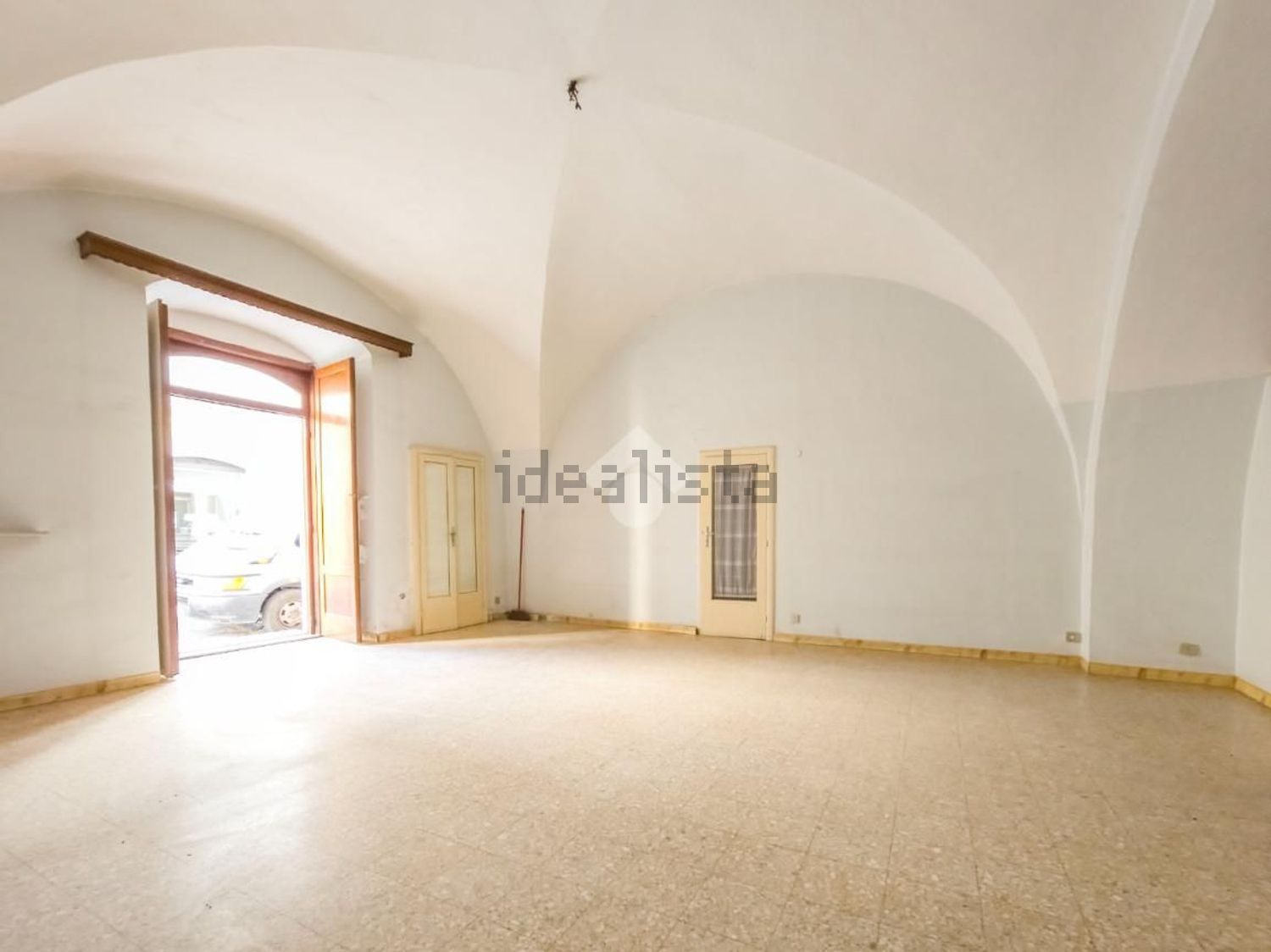 appartamento in vendita a Manfredonia in zona Centro Storico
