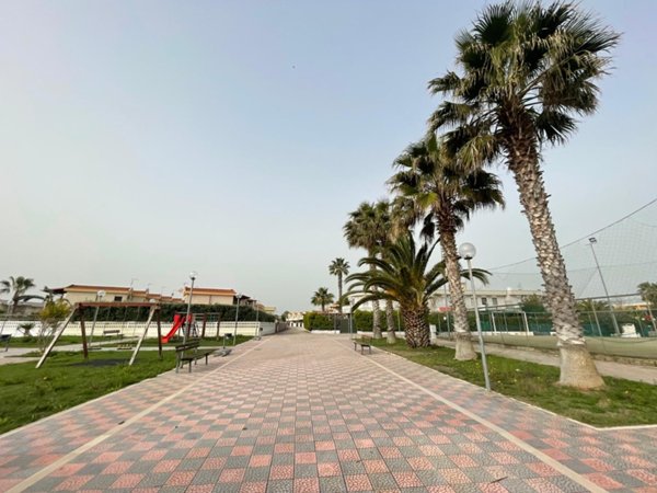 appartamento in vendita a Manfredonia in zona Ippocampo