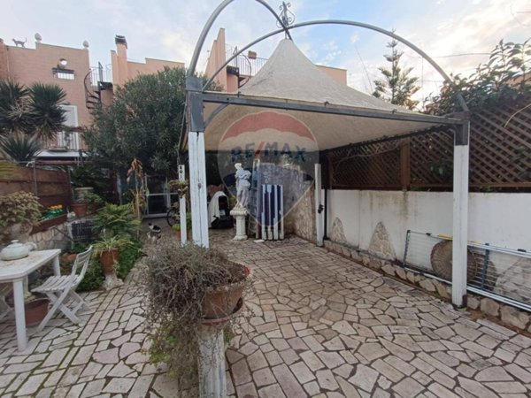 casa indipendente in vendita a Manfredonia