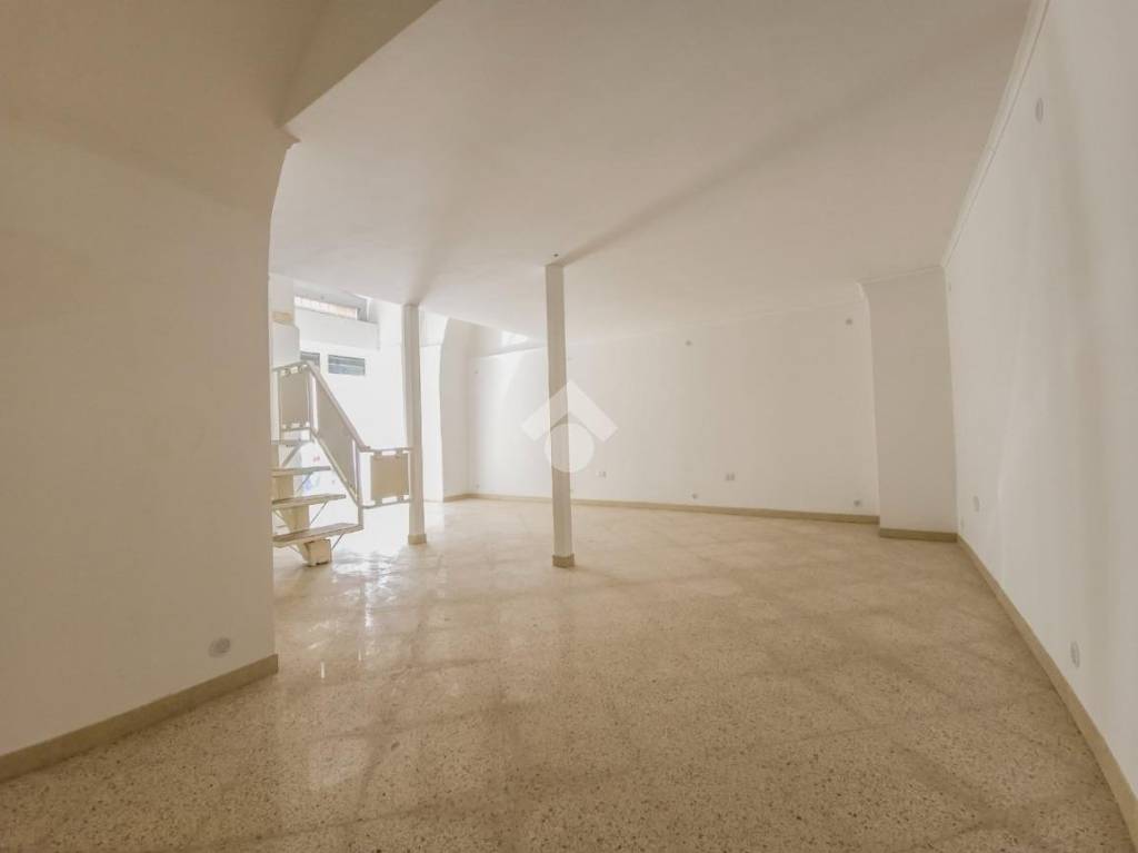 appartamento in vendita a Manfredonia in zona Centro Storico