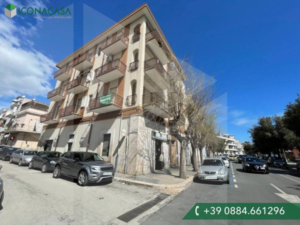 appartamento in vendita a Manfredonia in zona Centro Storico