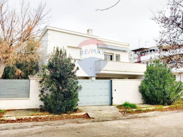 casa indipendente in vendita a Manfredonia in zona Siponto
