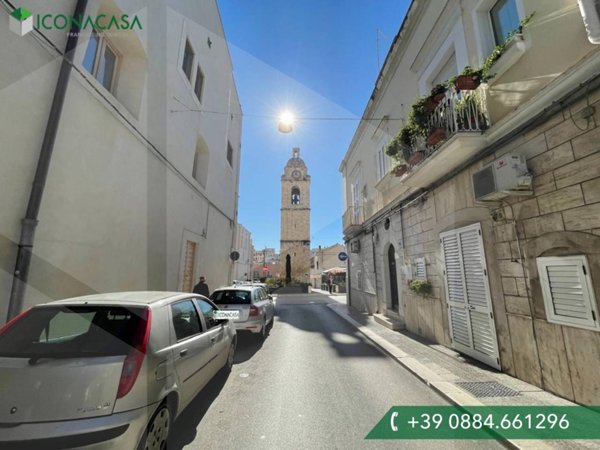 appartamento in vendita a Manfredonia in zona Centro Storico