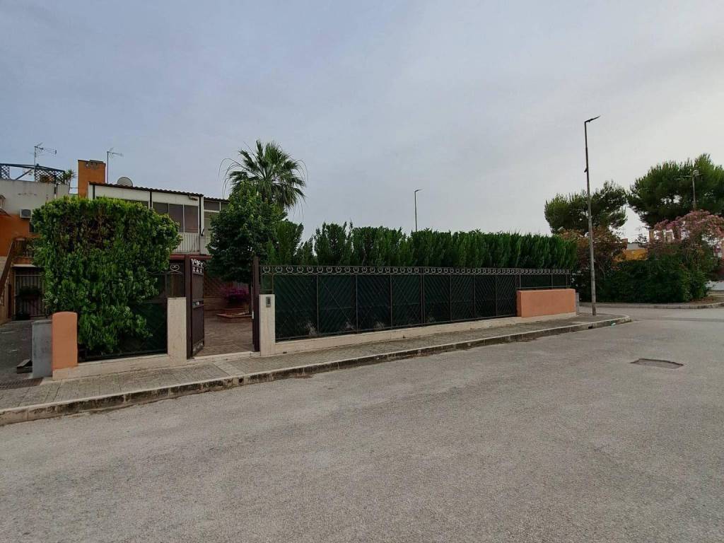 appartamento in vendita a Manfredonia in zona Sciali