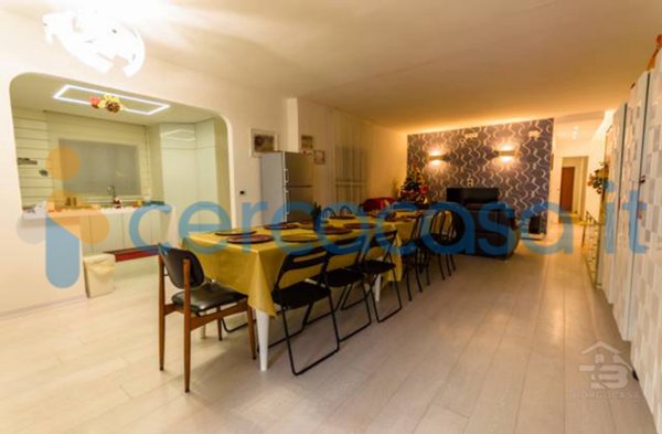 casa indipendente in vendita a Manfredonia