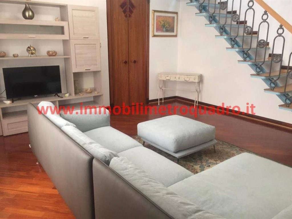 appartamento in vendita a Manfredonia in zona Centro Storico