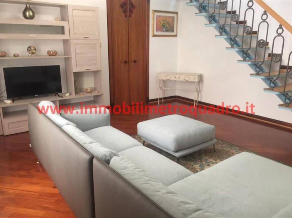 appartamento in vendita a Manfredonia in zona Centro Storico