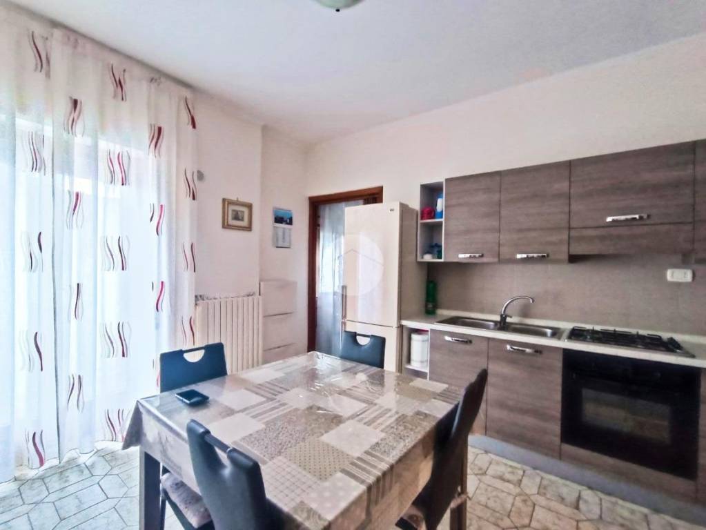 appartamento in vendita a Manfredonia in zona Centro Storico