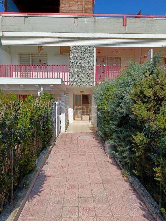appartamento in vendita a Manfredonia in zona Ippocampo