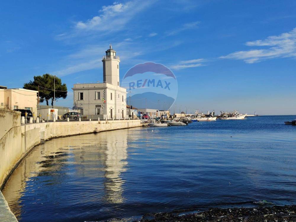 negozio in vendita a Manfredonia