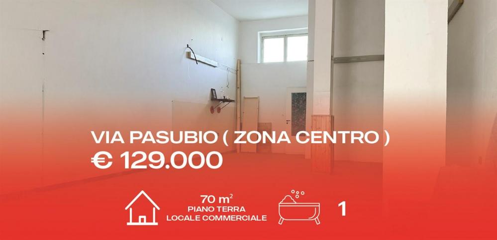 locale commerciale in vendita a Manfredonia in zona Centro Storico