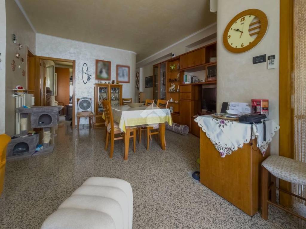 appartamento in vendita a Manfredonia in zona Centro Storico