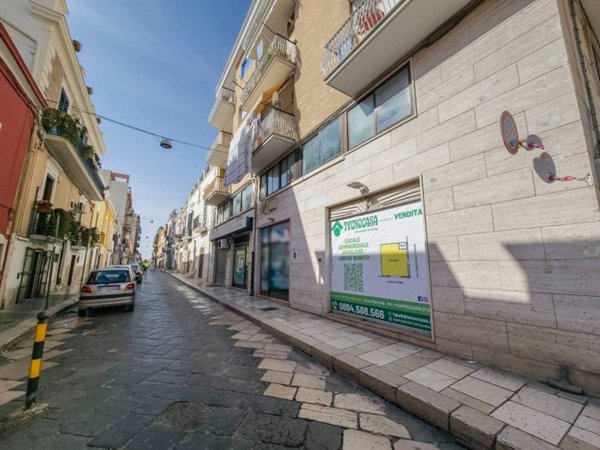 appartamento in vendita a Manfredonia in zona Centro Storico