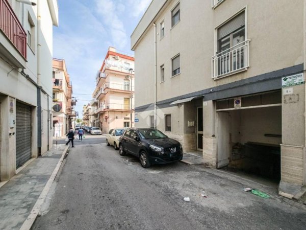 negozio in vendita a Manfredonia in zona Centro Storico