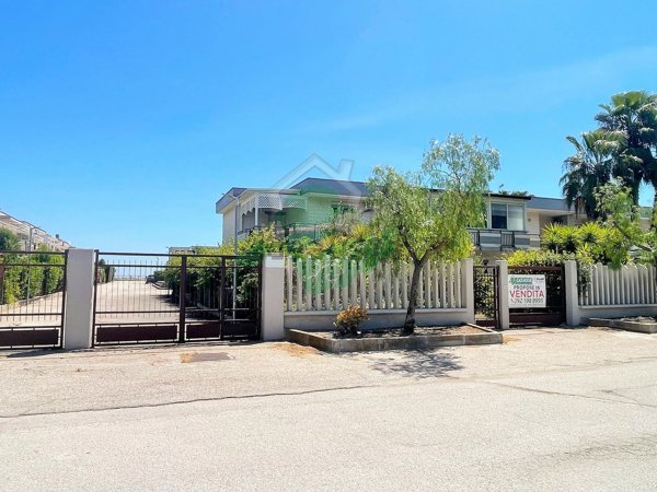 appartamento in vendita a Manfredonia in zona Ippocampo