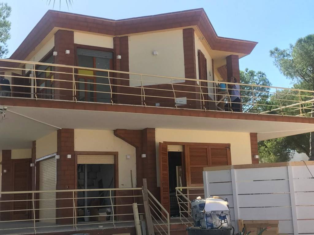 casa indipendente in vendita a Manfredonia