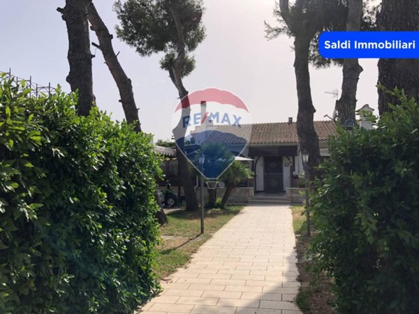 casa indipendente in vendita a Manfredonia in zona Centro Storico