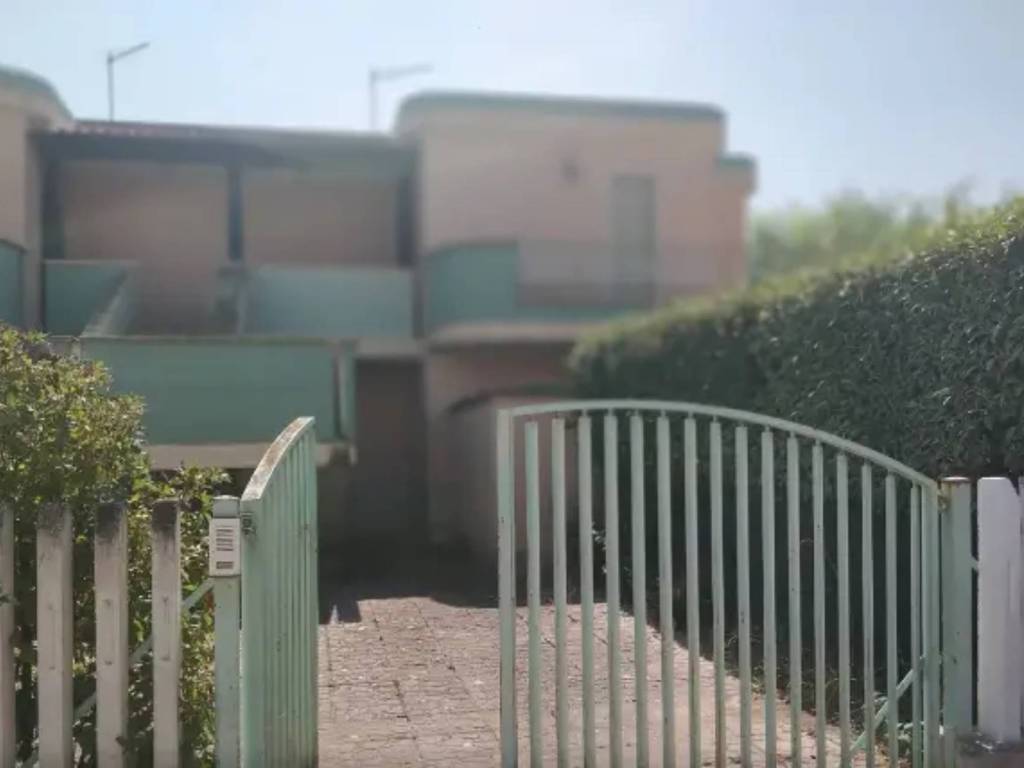 appartamento in vendita a Manfredonia in zona Ippocampo