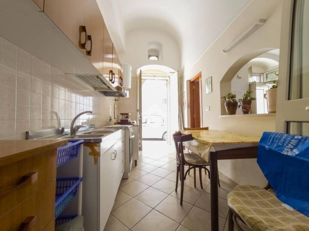 appartamento in vendita a Manfredonia in zona Centro Storico