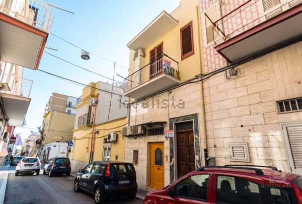 appartamento in vendita a Manfredonia in zona Centro Storico